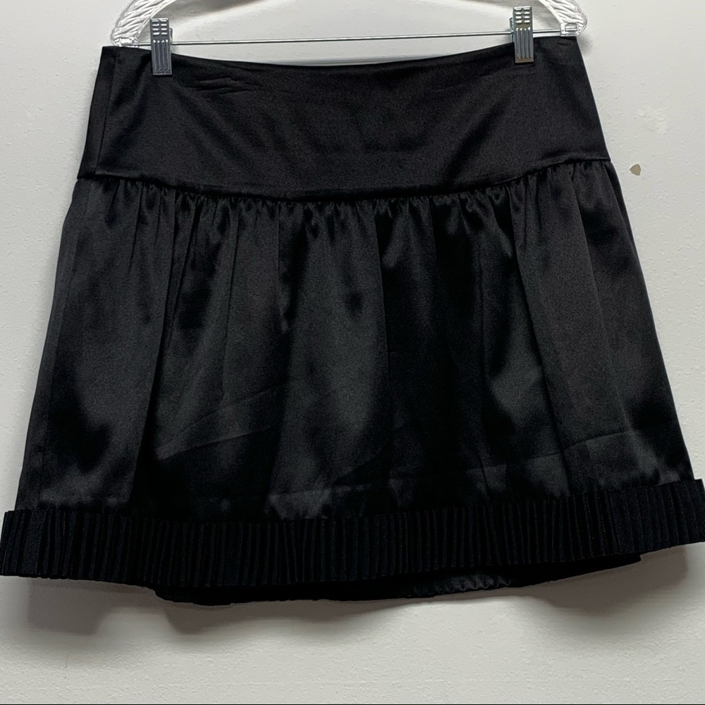 Kensie Pretty Women's Size 10 Black Shiny Gathered Ribbon at Hem Skirt